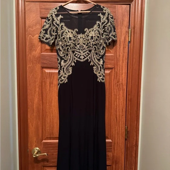 Betsy & Adam | Dresses | Betsy Adam Navy And Gold Evening Gown Worn Only Once | Poshmark Betsy & Adam | Dresses | Betsy Adam Navy And Gold Evening Gown Worn Only Once | Poshmark